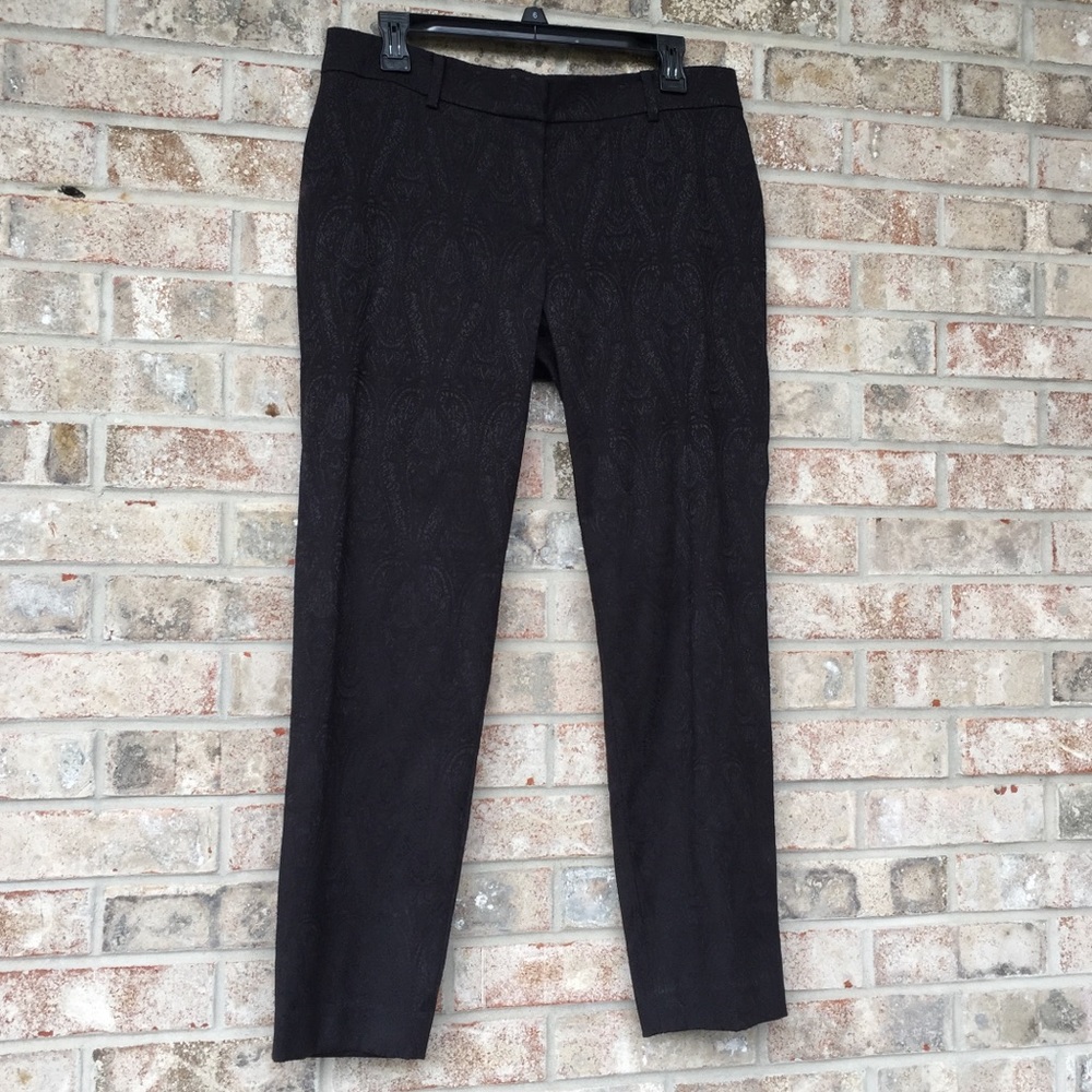 🎄Ann Taylor Black Brocade Paisley Ankle Pants
